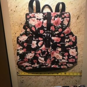 Mudd Floral canvas Backpack